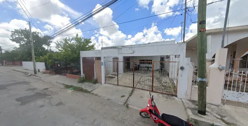 Casa En Venta En Colonia Centro Obrera, Mérida, Yucatán. Af*