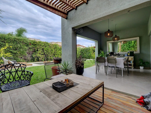 Casa En Venta En Nordelta