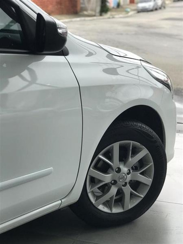 Nissan Versa 1.6 16v Flexstart Sv 4p Xtronic / Versa 2019
