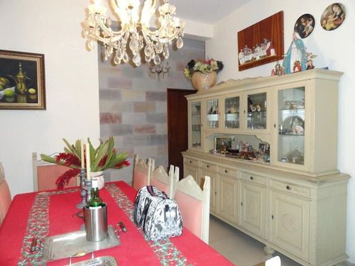 Imagen 8 de 15 de Casa En Venta Colinas De Bello Monte Mls #21-11124