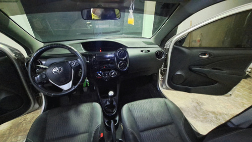 Toyota Etios 1.5 Xs