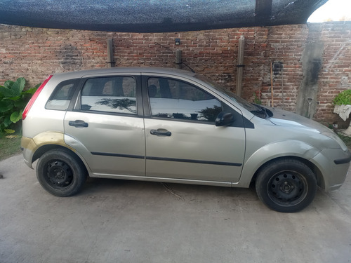 Ford Fiesta 1.6 Ambiente Mp3
