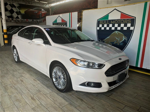 Imagen 2 de 15 de Ford Fusion Se Luxury 2.0t