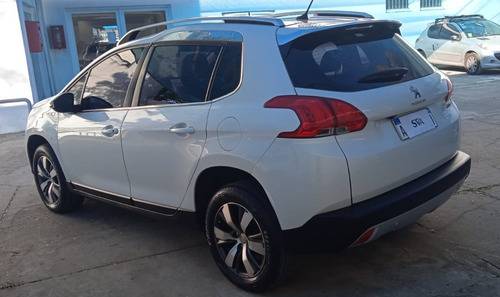 Imagen 4 de 16 de Peugeot 2008 Feline Tiptronic 2018