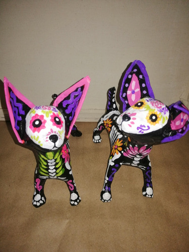 2 Perritos De Papel Mache De Día De Muertos Hecho A Mano 