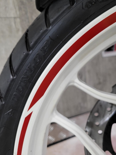 Imagen 6 de 20 de Bajaj Rouser 200 Ns Dunlop 0km