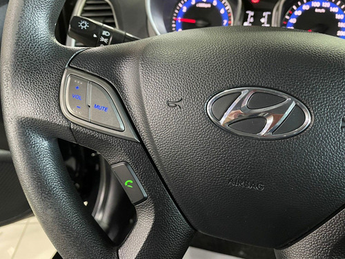 Hyundai HB20 1.0 UNIQUE 12V FLEX 4P MANUAL