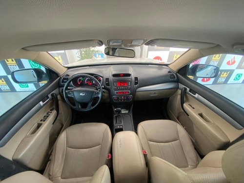 Imagem 7 de 10 de Kia Sorento 2.4 16v Gasolina Ex Automático