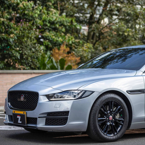 Jaguar Xe Prestige 2.0t