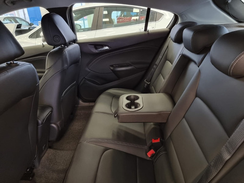 Imagen 13 de 24 de Chevrolet Cruze 1.4t Lt 5p At .gl