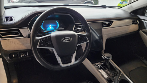 JAC J7 1.5T Quantum Cvt