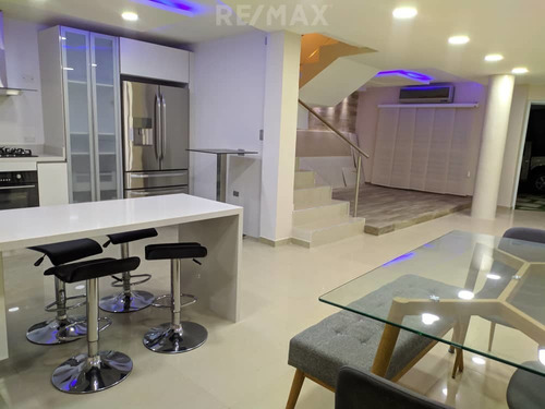 Imagen 5 de 17 de Venta. Casa. San Cristóbal