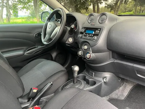 Nissan Versa 1.6 Drive