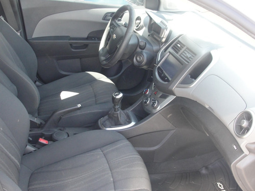Imagen 10 de 25 de Chevrolet Sonic 1,6 Lt Mt - Unica Mano Año 2016