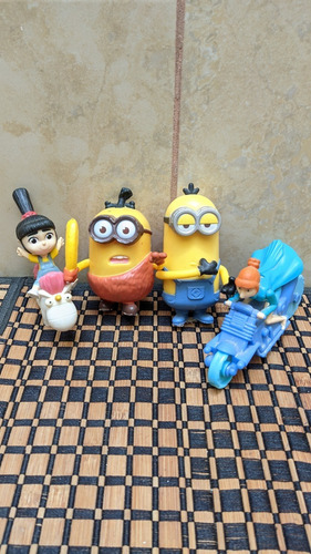 Imagen 8 de 10 de Lote Completo De 26 Figuras De Los Minions Excelente Estado
