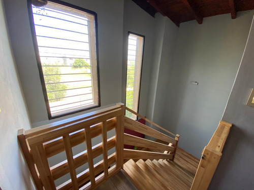 Casa En Venta De 3 Dormitorios Con Pileta En Roldan - Acequias Del Aire