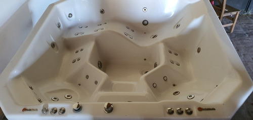 Jacuzzi Spa Hidromasaje Para 5 Personas Impecable 4 Motores