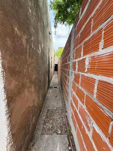Local Con Dos Casas A Reciclar En Venta En Juan De Zamora 3739 (remedios De Escalada)