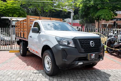 Nissan Frontier Estacas 2.5 Mt 4x2