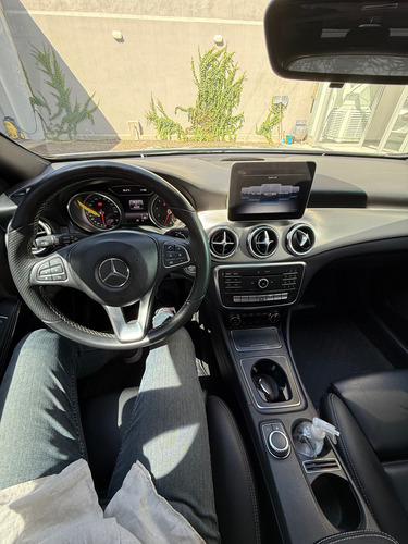 Mercedes-Benz Clase GLA 1.6 Gla200 Urban 156cv