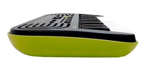 Teclado musical Casio Mini SA-46 32 teclas preto/verde
