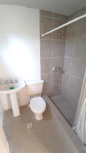 Imagen 10 de 14 de Casa De Campo Con Piscina Pegada A La Ciudad.
