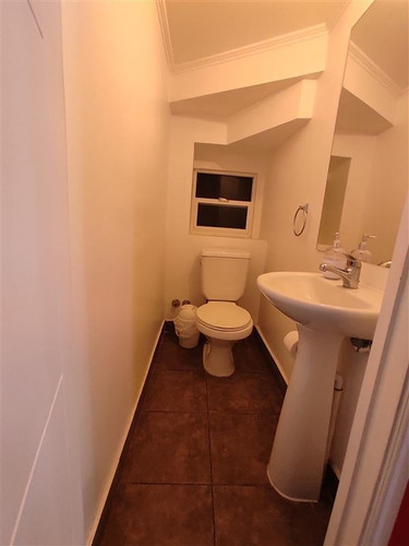 Casa En Venta De 3 Dormitorios En Puerto Varas