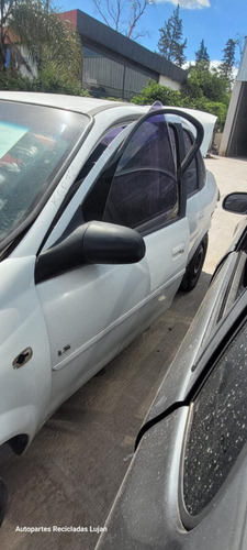 Puerta Delantera Izquierda Chevrolet Classic 1.4 5395897 (Usado)