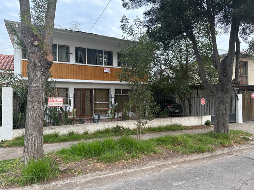 Casa Con Gran Terreno A Minutos De Metro Fernando Velasco