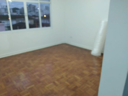 Apartamento À Venda Na Avenida Monteiro Lobato, Vila Valença, São Vicente - Sp - Liv-9647
