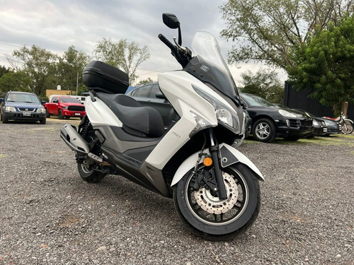 Imagen 1 de 17 de Kymco 250 Xtown