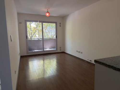 Santiago Al 900 Alquiler Departamento 1 Dormitorio Con Cochera En Rosario