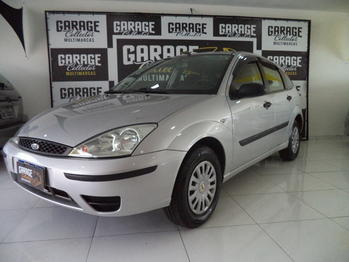 Imagem 1 de 9 de Fird Focus 1.6 Flex Zetec /carro Impecável C/ Baixo Km
