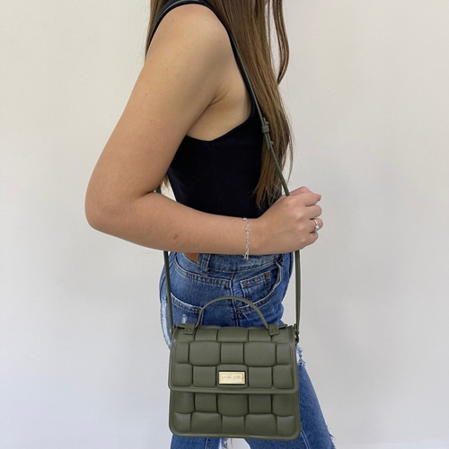 Imagem 2 de 3 de Bolsa Petite Jolie Feminina Lançamento Destaque