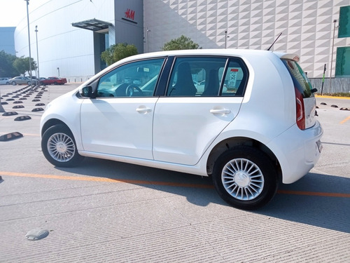 Volkswagen Up! 2016 1.0 Move Up Mt 5 P