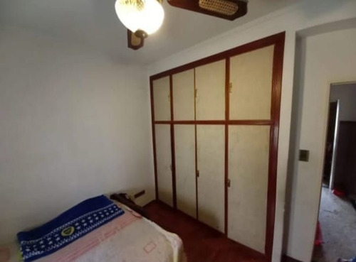 Imagen 6 de 11 de Amplio Departamento En Venta De 4 Ambientes En Lanús Oeste