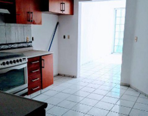 Casa En Venta En Col. Fracc Santa Anita , Tlajomulco , Jalisco ,ds19