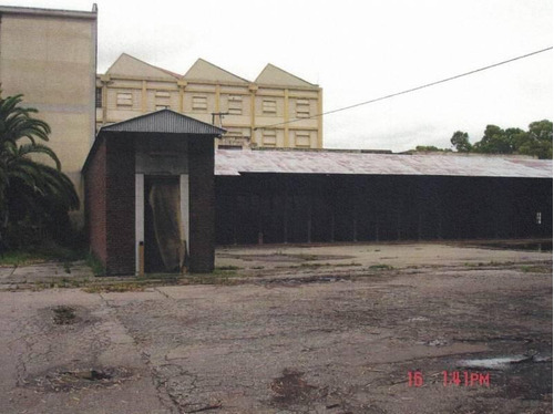 Imagen 10 de 23 de Importante Propiedad Ex Frigorifico Con Salida Al Mar