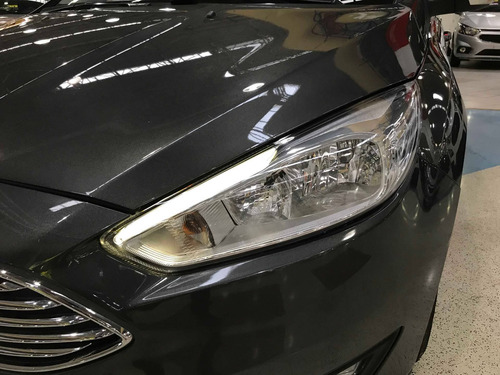 Ford Focus 2.0 Titanium Fastback 16v Flex 4p Powershift