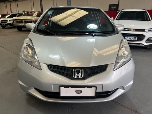Imagen 12 de 15 de Honda Fit Lx Mt 2011