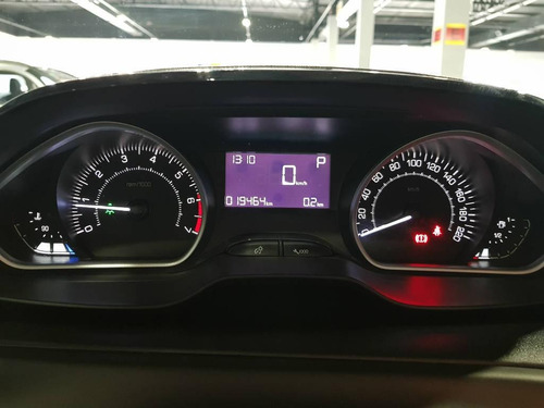 Imagem 9 de 10 de Peugeot 2008 Griffe Eat6
