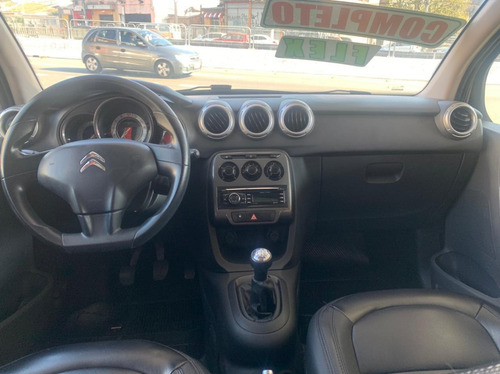 Imagem 10 de 14 de Citroen C3 Tendance 1.5 Branca 2015 Couro Flex Manual