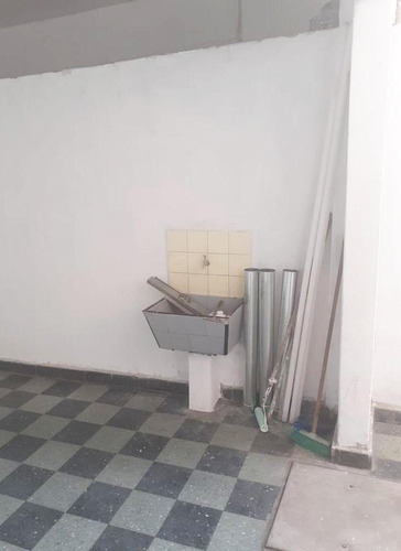 Imagen 9 de 20 de Alquiler De Casa De 5 Ambientes Con Garage En P Avellaneda.