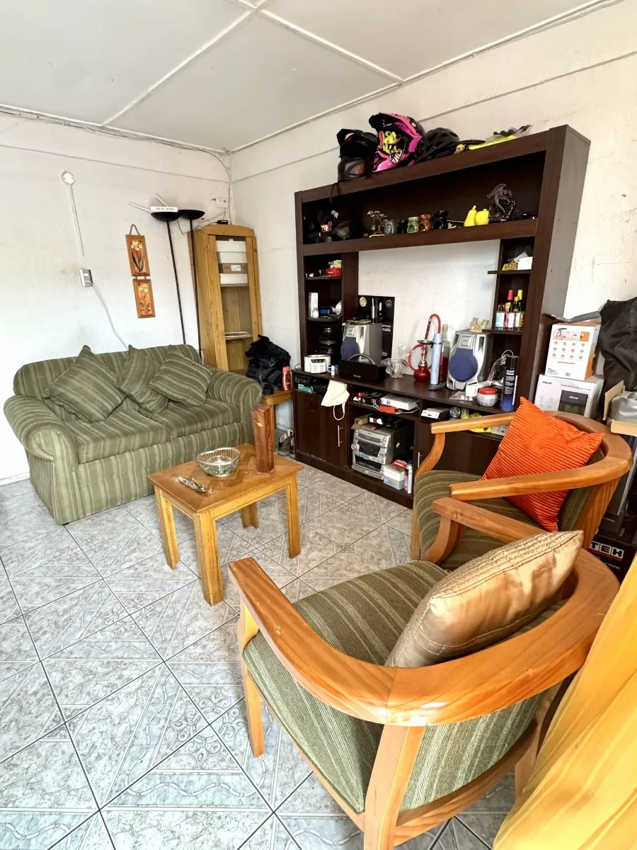 Imagen 3 de 12 de Se Vende Casa Sector Cuatro Esquinas Con Cisternas