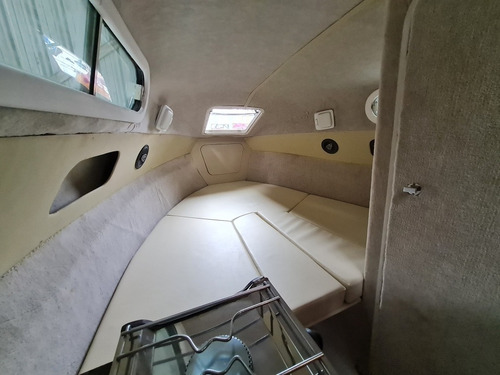 Lancha Sk 220 Traker