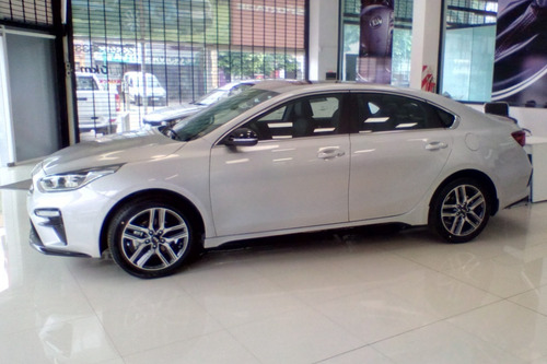 Kia Cerato Gt Line 2.0 Sx At6 4 P Venta A Todo El País