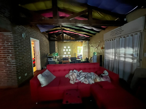 Casa Quinta En Venta En Calle 19 Bis Entre Arana Y 420