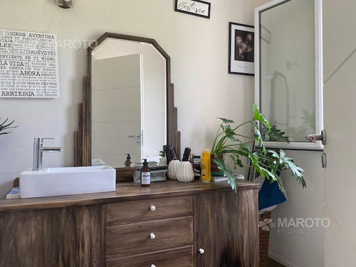 Imagen 13 de 30 de Casa En Venta En El Canton - Maroto Propiedades-