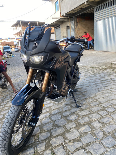 África Twin 19/20 Sem Detalhes Recém Revisada