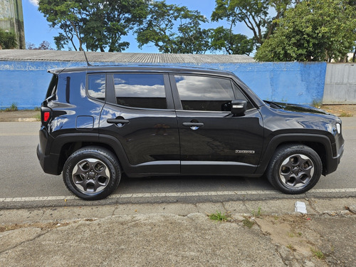 Jeep Renegade 1.8 Flex Aut. 5p